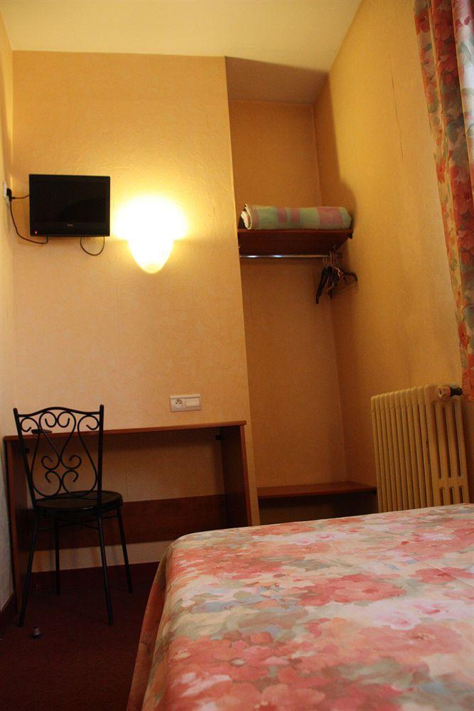 Hotel Des Lices - Angers Buitenkant foto